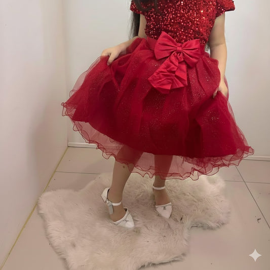Robe en tulle scintillant avec sequins & nœud