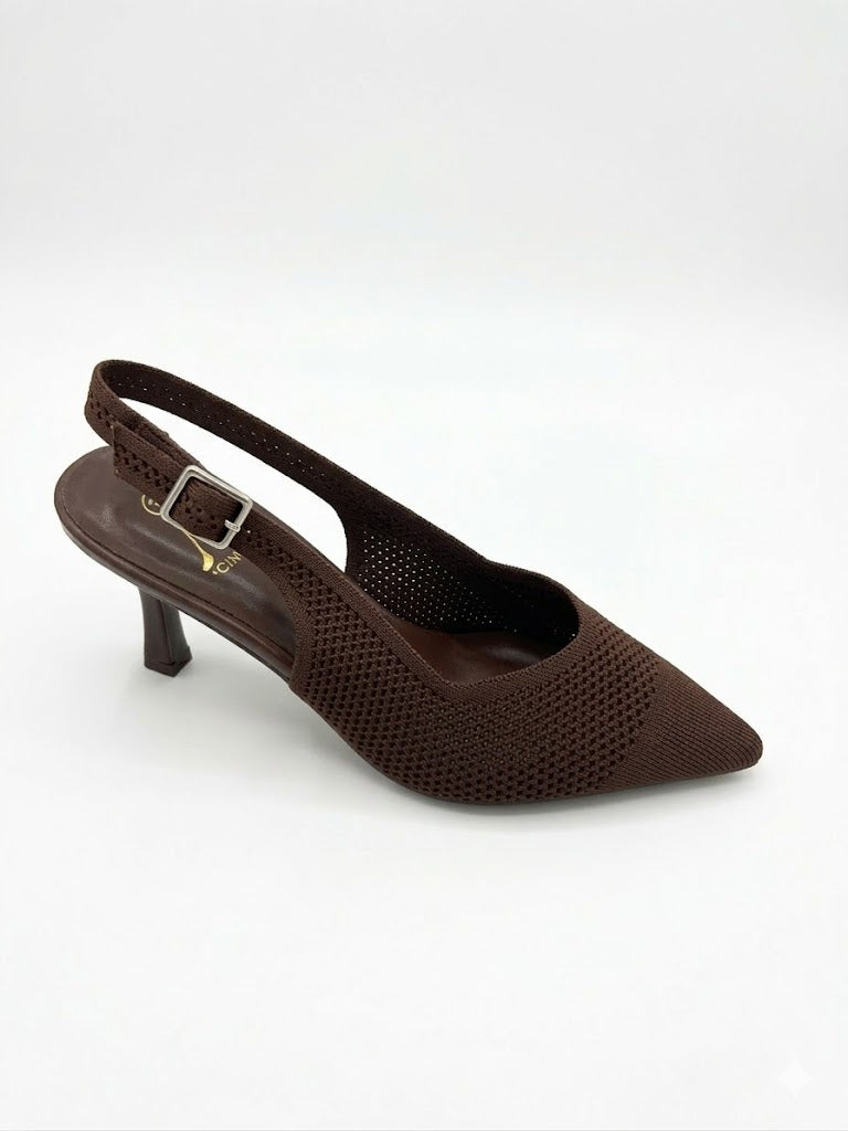 Escarpin slingback ajouré à talon fin bride arrière et boucle métal