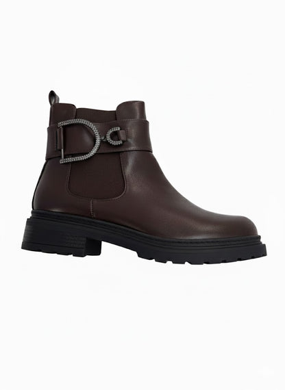 Bottines à semelle crantée et boucle bijou