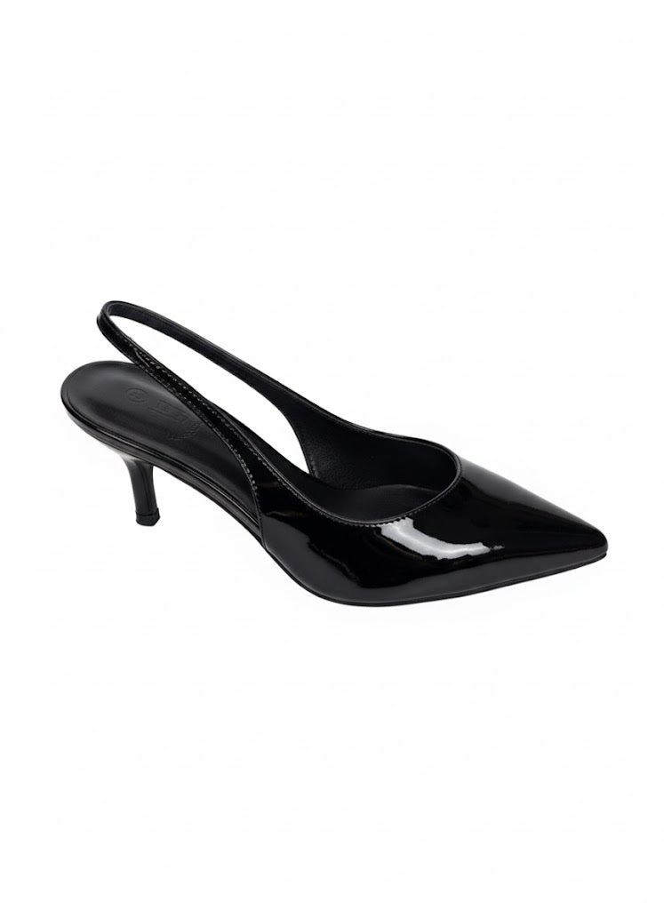 Escarpins slingback vernis à bout pointu et talon fin