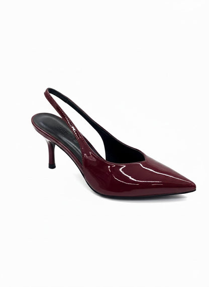 Escarpins slingback vernis à bout pointu et talon fin