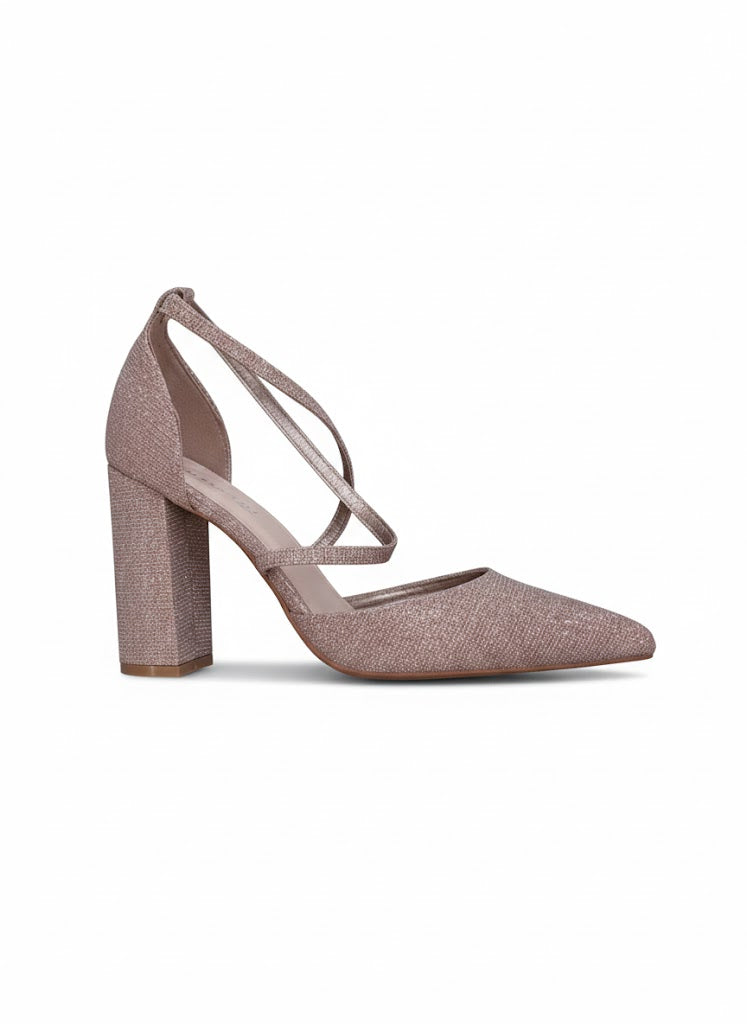 Escarpin à brides croisées