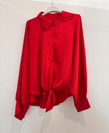 Chemise fluide nouée à l’avant