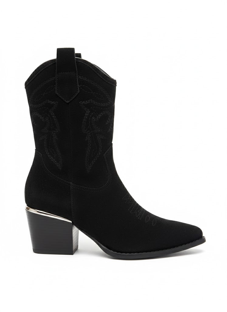 Bottines western noire à talon