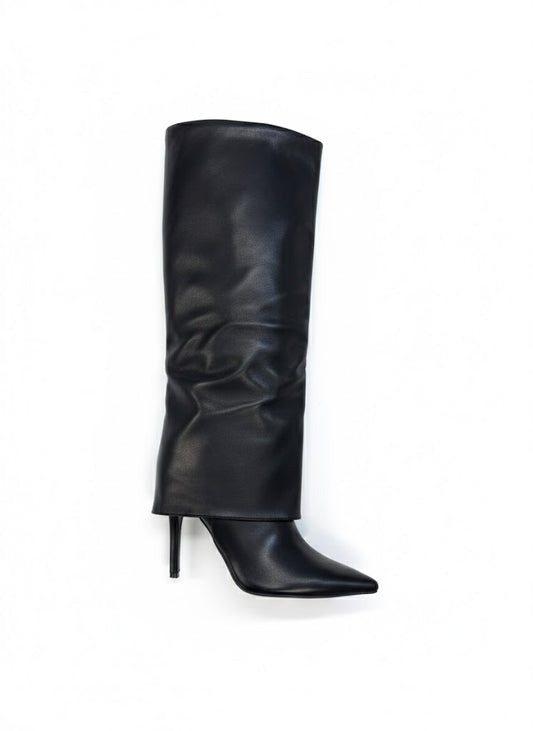 Bottes haute noire à talon fin et bout pointu