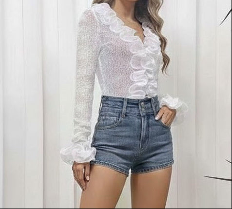 Chemise transparente à volants en dentelle