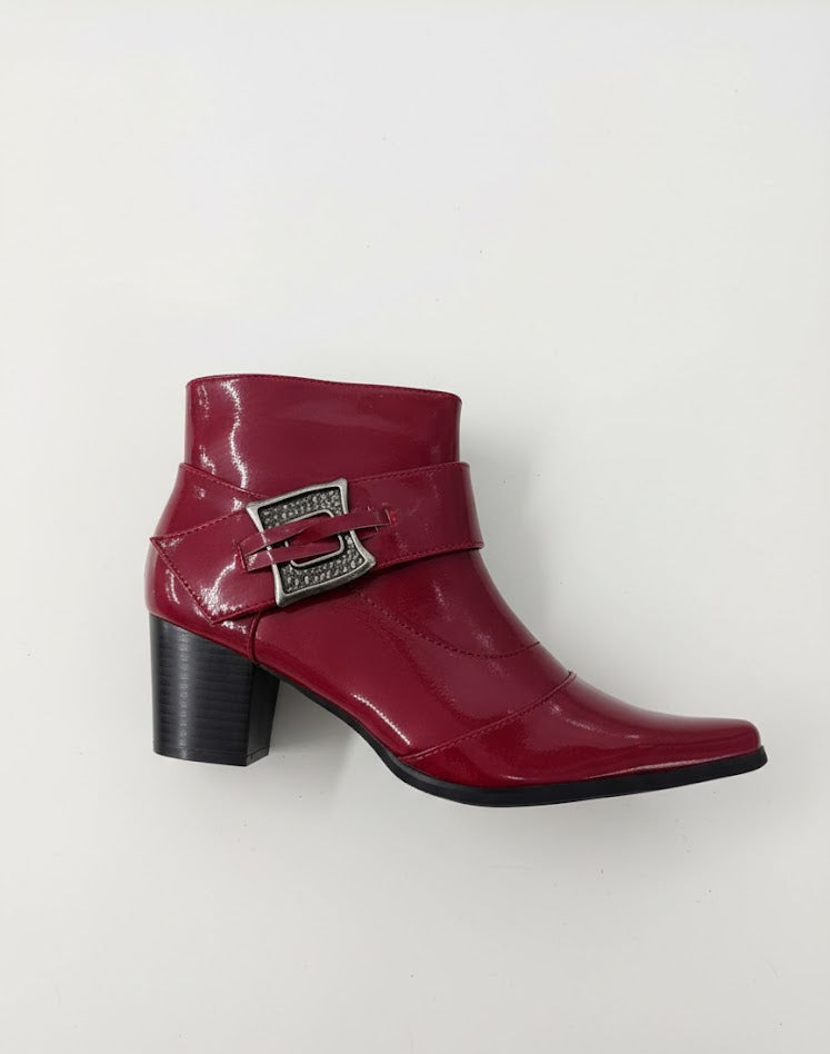 Bottines bordeaux vernies à talon carré et boucle décorative