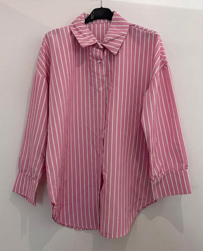 Chemise fluide à rayures coupe classique et col ouvert