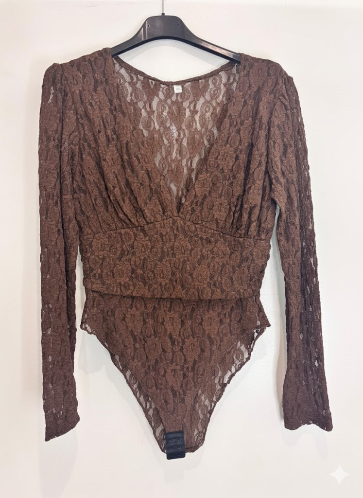 Body dentelle cache-cœur