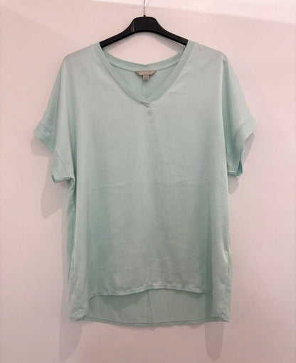 T-shirt col V à manches courtes
